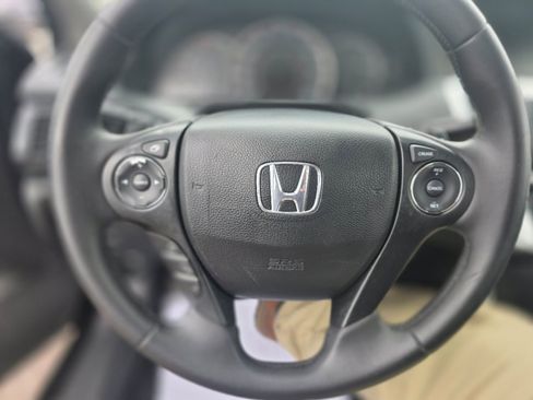 Used 2015 Honda Accord Sport image 33