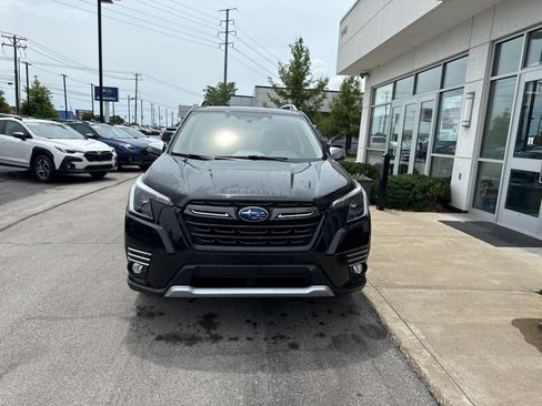 Used 2022 Subaru Forester Touring w/ Popular Package #2 AWD/4WD image 8