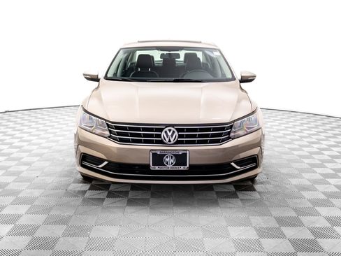 Used 2016 Volkswagen Passat 1.8T SE image 8