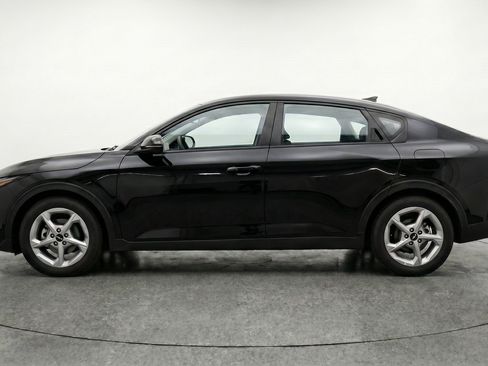 Used 2025 Kia K4 FWD image 5