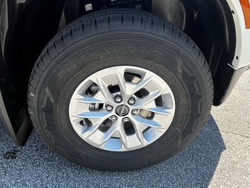 New 2026 Nissan Frontier S AWD/4WD image 9