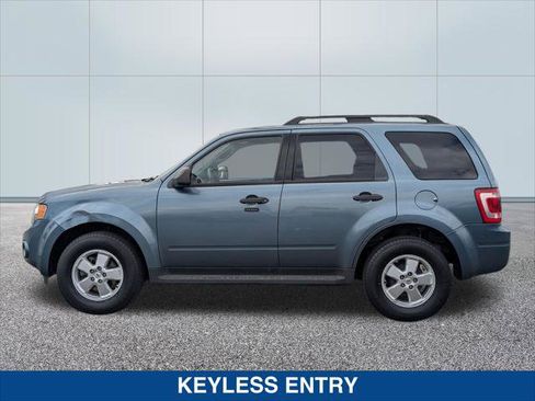 Used 2012 Ford Escape XLT FWD image 2