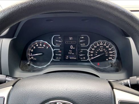 Used 2019 Toyota Tundra SR5 AWD/4WD image 18