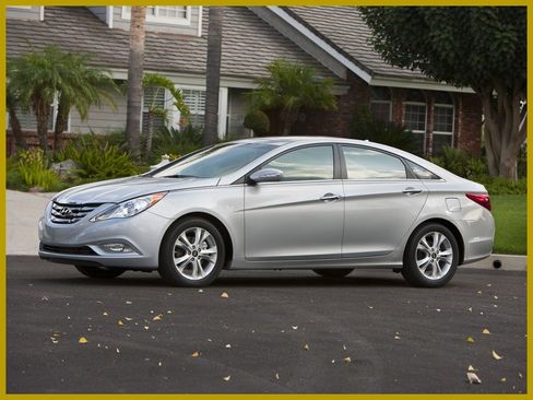 Used 2013 Hyundai Sonata GLS FWD image 1