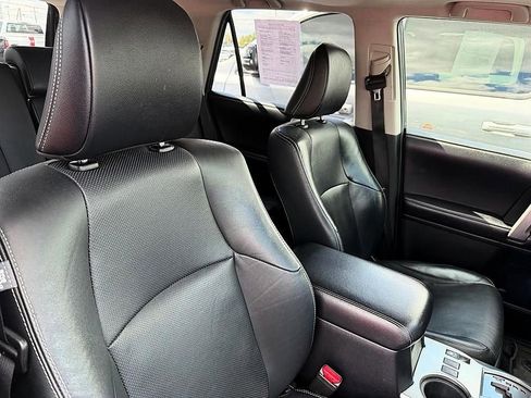 Used 2017 Toyota 4Runner Limited AWD/4WD image 5