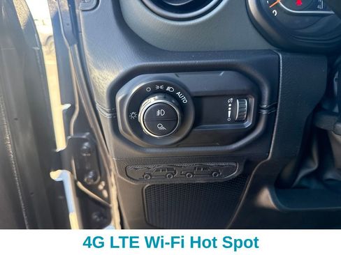 New 2026 Jeep Gladiator Mojave w/ Safety Group image 13