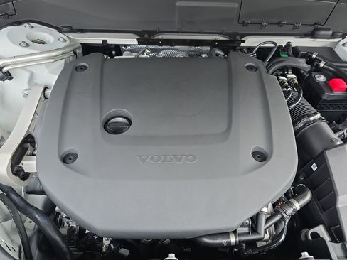 New 2026 Volvo XC90 B6 Ultra image 43