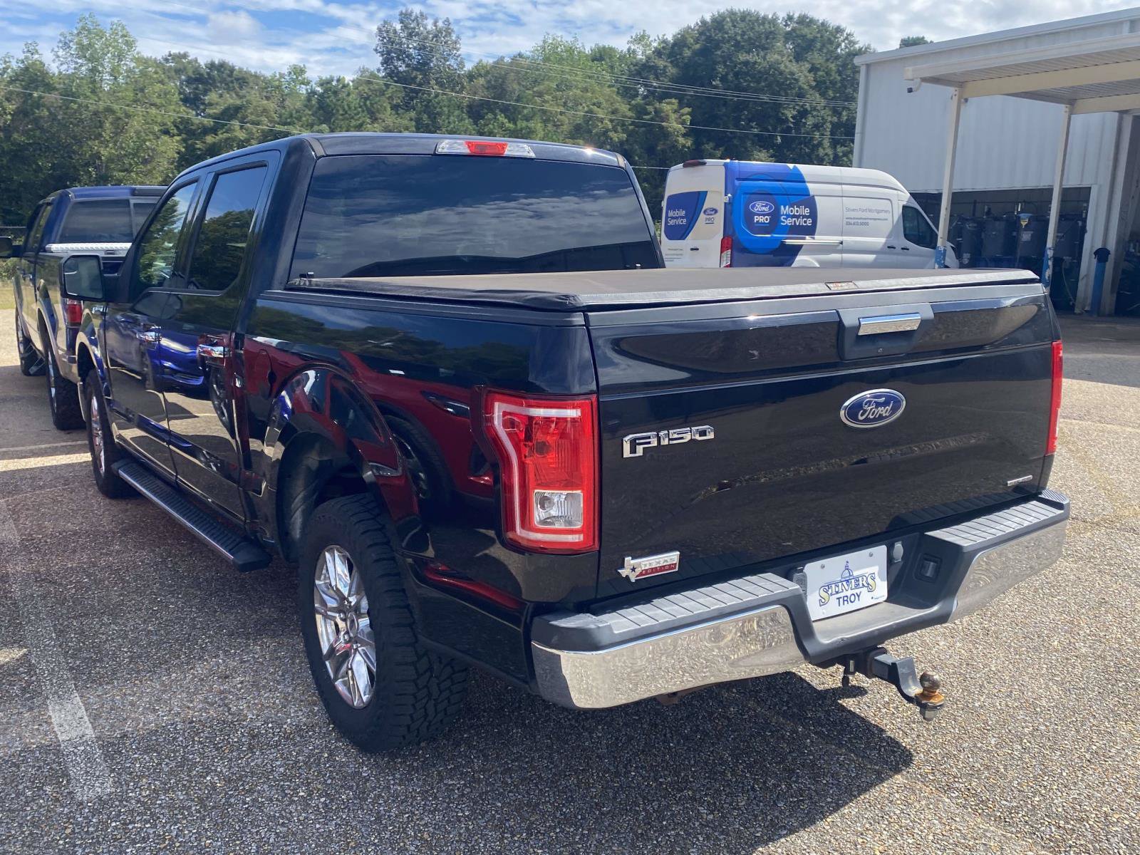 Used 2015 Ford F150 XLT w/ Equipment Group 301A Mid RWD image 6