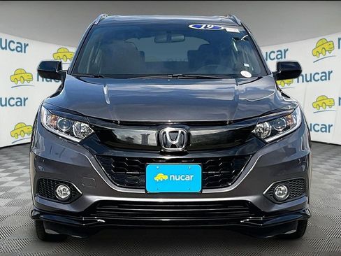 Used 2019 Honda HR-V Sport image 2