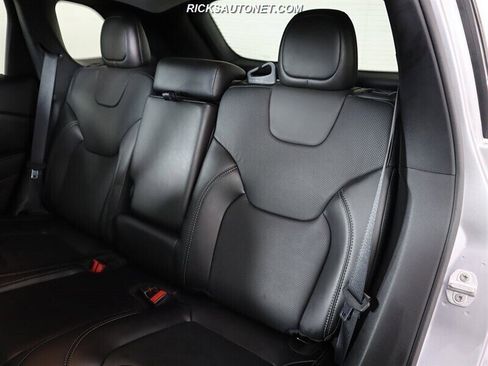 Used 2021 Jeep Cherokee Latitude Lux image 13