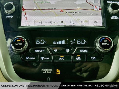 Used 2020 Nissan Murano Platinum w/ Cargo Package FWD image 16