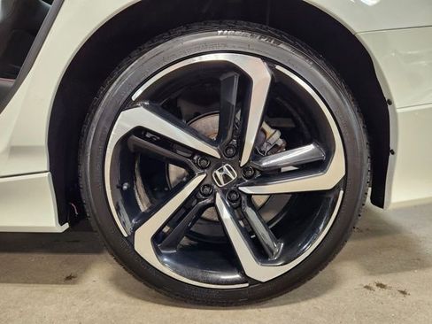 Used 2018 Honda Accord Sport image 24