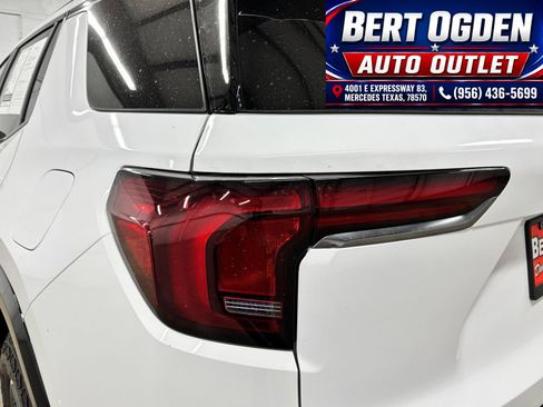 Used 2026 GMC Terrain AT4 AWD/4WD image 8