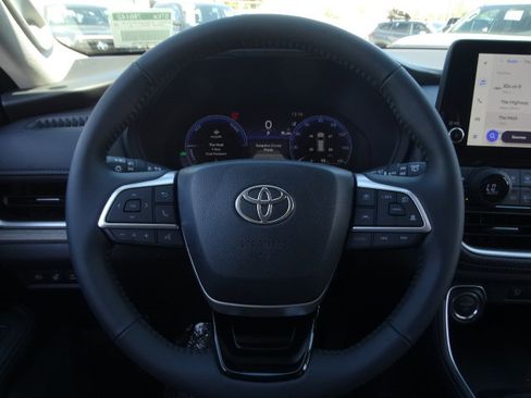 New 2026 Toyota Grand Highlander Limited image 16