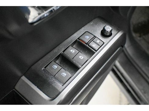 Used 2023 Toyota Tacoma TRD Off-Road image 29