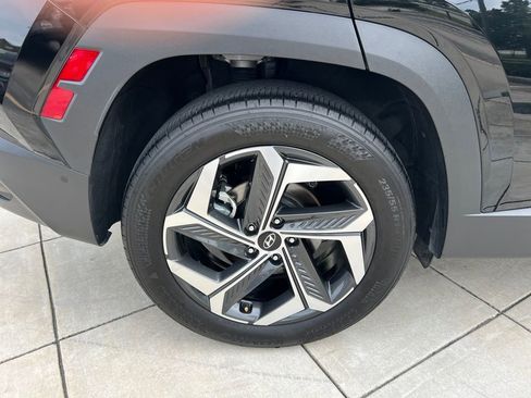 Certified 2023 Hyundai Tucson Limited FWD image 10