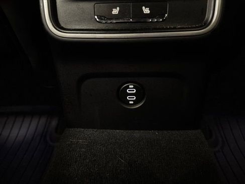 Used 2024 Porsche Macan Base image 24