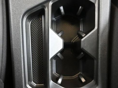 Certified 2023 Volkswagen Tiguan SE image 37