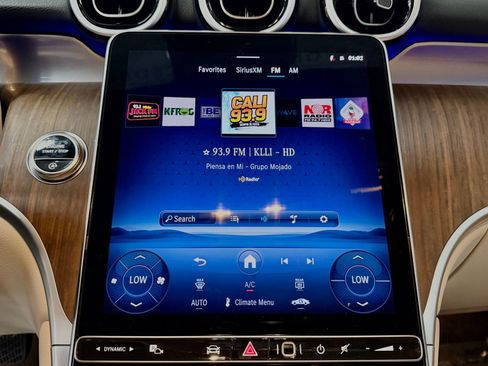 Used 2026 Mercedes-Benz GLC 300 image 32