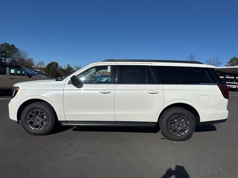 New 2025 Ford Expedition Max Active image 2