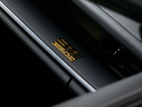 Used 2023 Porsche 911 Sport Classic RWD image 6