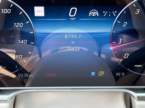 Used 2023 Mercedes-Benz S 580 4MATIC Sedan image 32