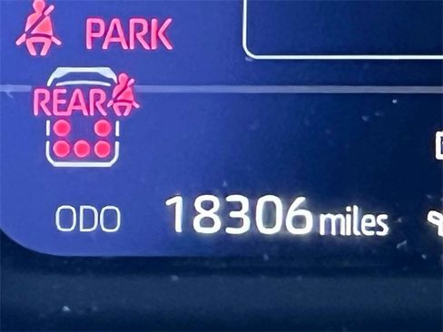 Certified 2024 Toyota Sequoia Capstone image 31