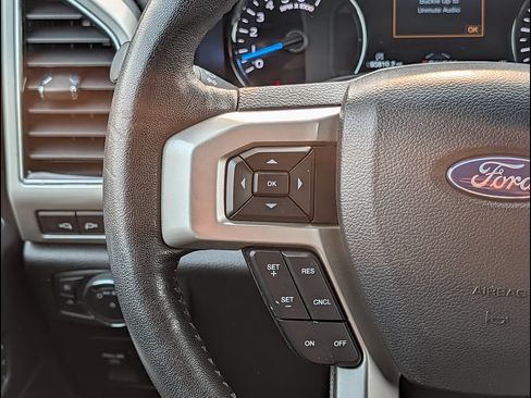 Used 2020 Ford F150 Lariat AWD/4WD image 18
