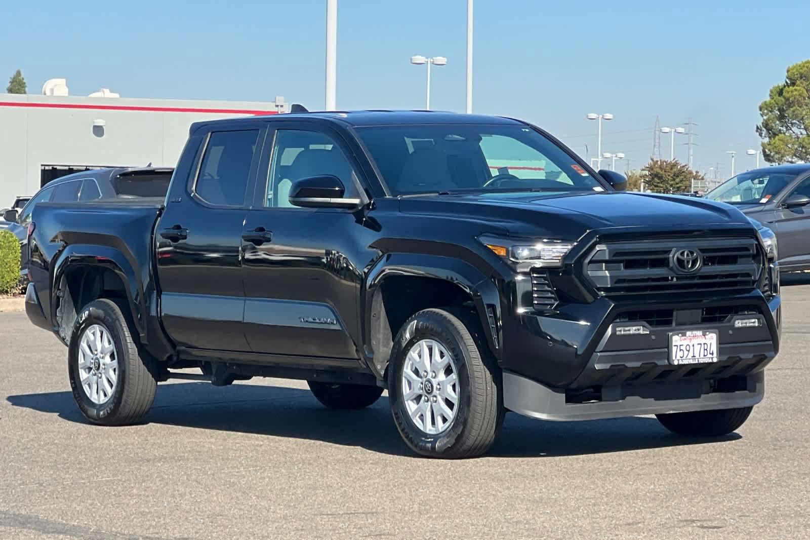Certified 2024 Toyota Tacoma SR5 w/ SR5 Upgrade Package AWD/4WD image 4