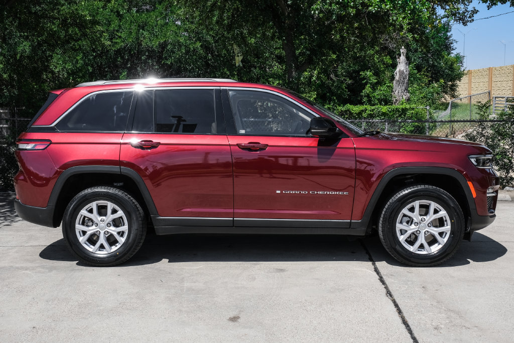 Used 2022 Jeep Grand Cherokee Limited RWD image 10