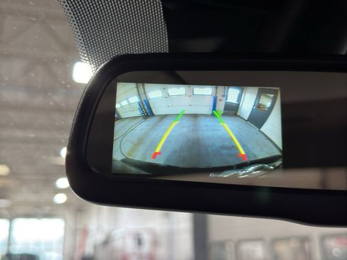 Used 2018 RAM 1500 Express image 25