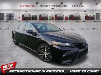 Used 2021 Toyota Camry SE w/ Cold Weather Package AWD/4WD video 1