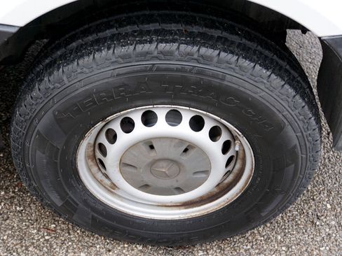 Used 2016 Mercedes-Benz Sprinter 2500 w/ Driver Comfort Package image 25