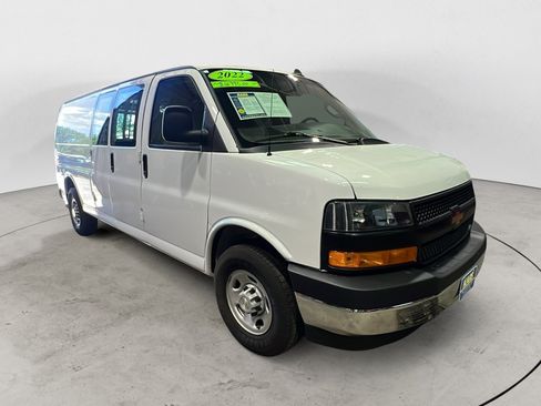 Used 2022 Chevrolet Express 2500 Extended w/ Driver Convenience Package RWD image 8