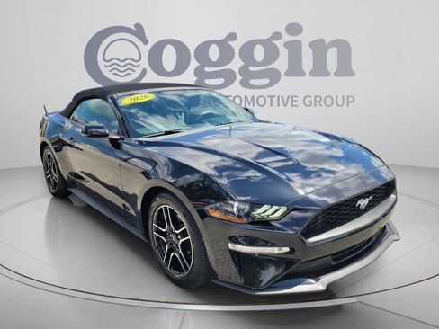 Used 2020 Ford Mustang Premium RWD image 5