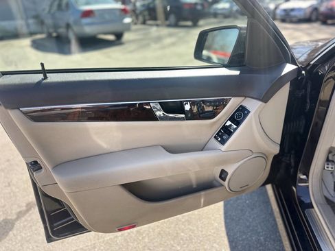Used 2012 Mercedes-Benz C 300 4MATIC Sedan image 9