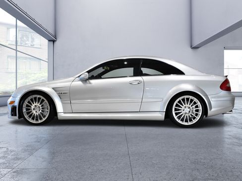 Used 2008 Mercedes-Benz CLK 63 AMG Black Series image 2