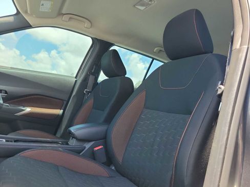 Used 2023 Nissan Kicks SR FWD image 15