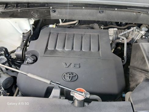 Used 2016 Toyota Highlander Limited FWD image 27
