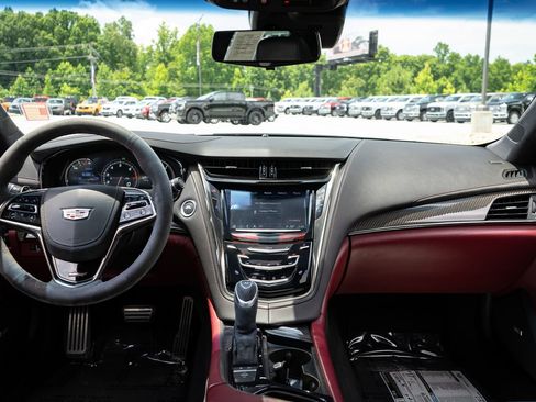 Used 2018 Cadillac CTS V RWD image 45