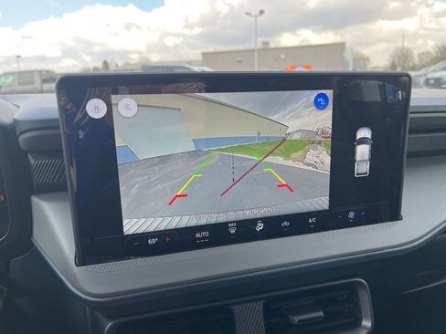 New 2026 Ford Maverick XLT AWD/4WD image 16