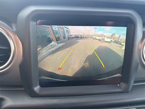 Used 2023 Jeep Wrangler Unlimited Rubicon 4xe image 20