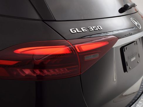 New 2026 Mercedes-Benz GLE 350 4MATIC image 12