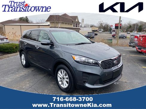 Used 2020 Kia Sorento LX image 1