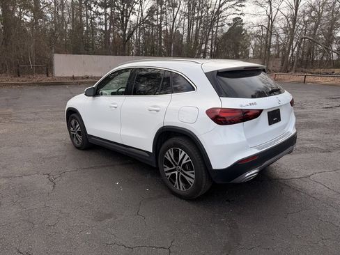 Used 2025 Mercedes-Benz GLA 250 4MATIC image 3