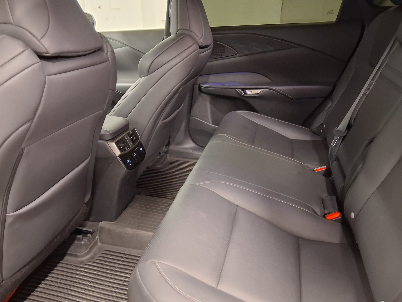 Used 2023 Lexus RX 350 F Sport w/ Cold Area Package AWD/4WD image 22