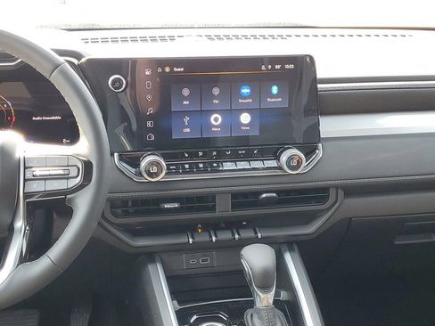 New 2025 Chevrolet Colorado LT w/ LT Convenience Package image 25