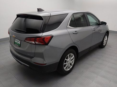 Used 2023 Chevrolet Equinox LT w/ Driver Convenience Package AWD/4WD image 9