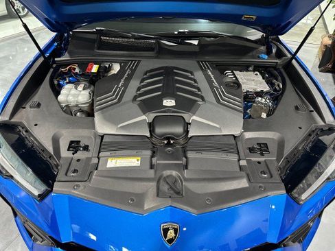 Used 2019 Lamborghini Urus AWD/4WD image 30