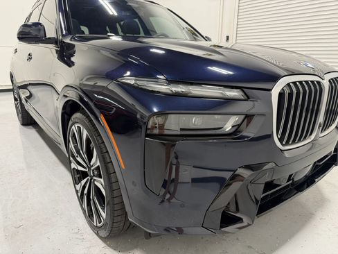 Used 2024 BMW X7 xDrive40i w/ M Sport Package image 30